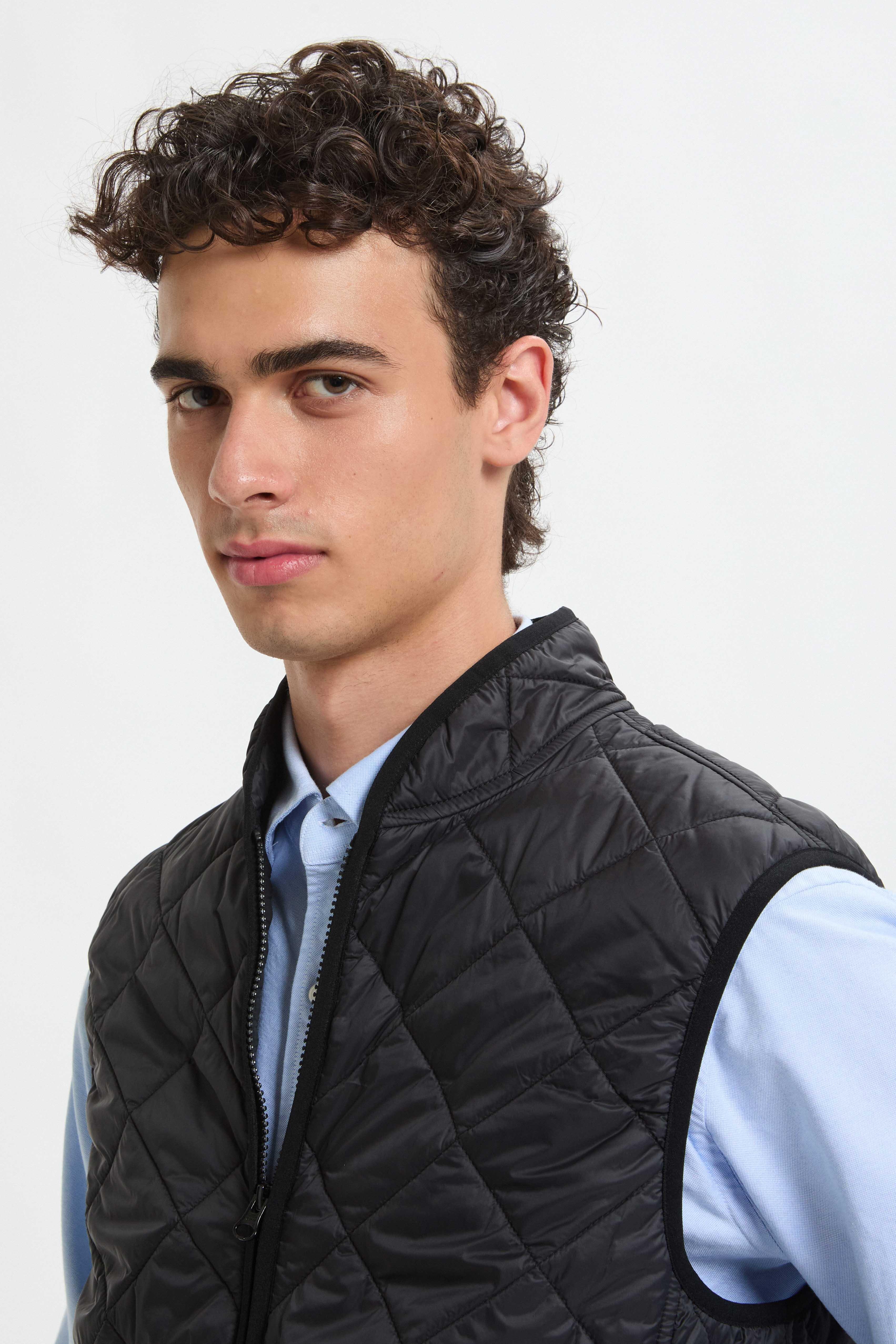 QUILTED VEST - Image 3