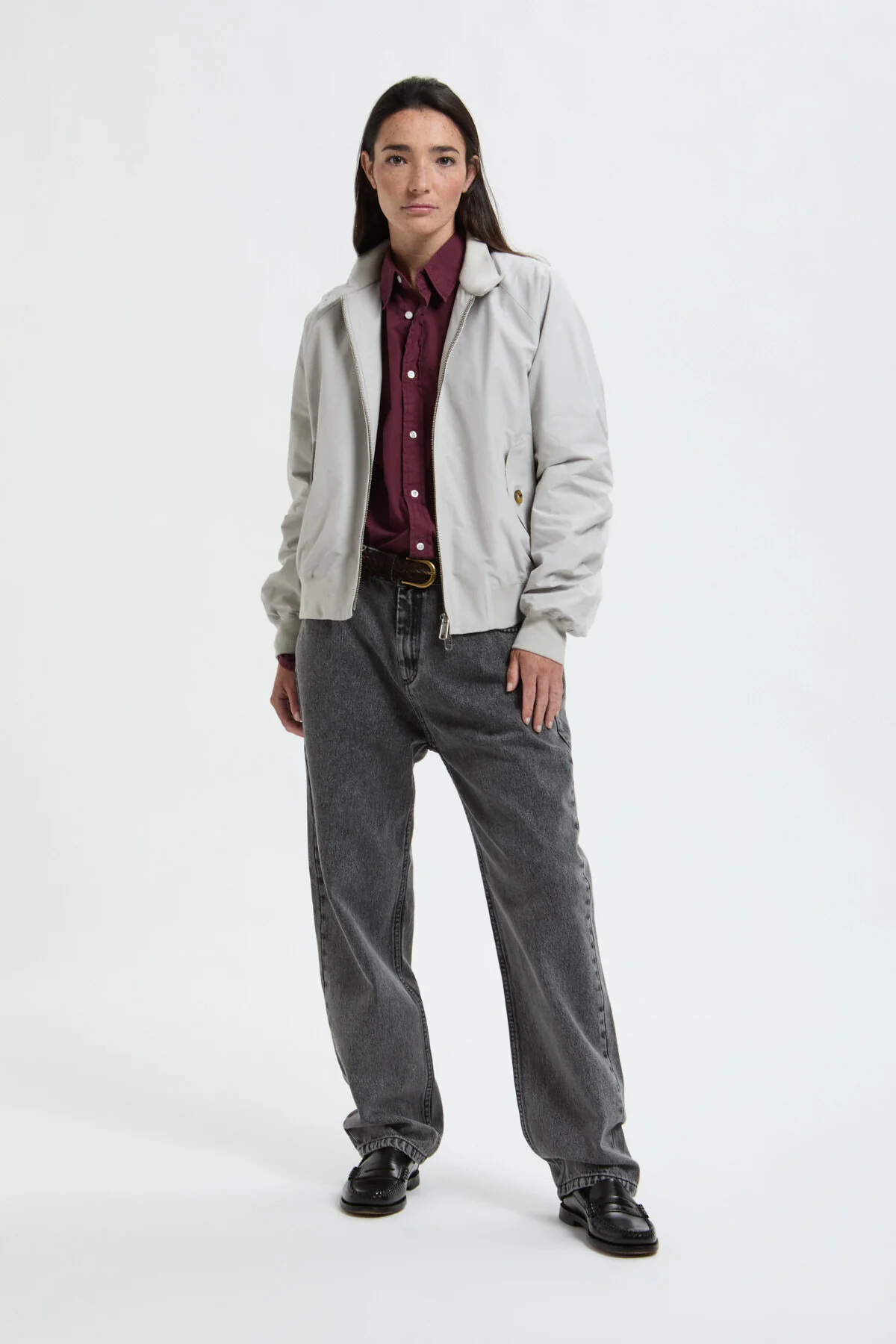 G9 Woman - Image 4
